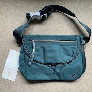 Lululemon Dark Green Festival Bag